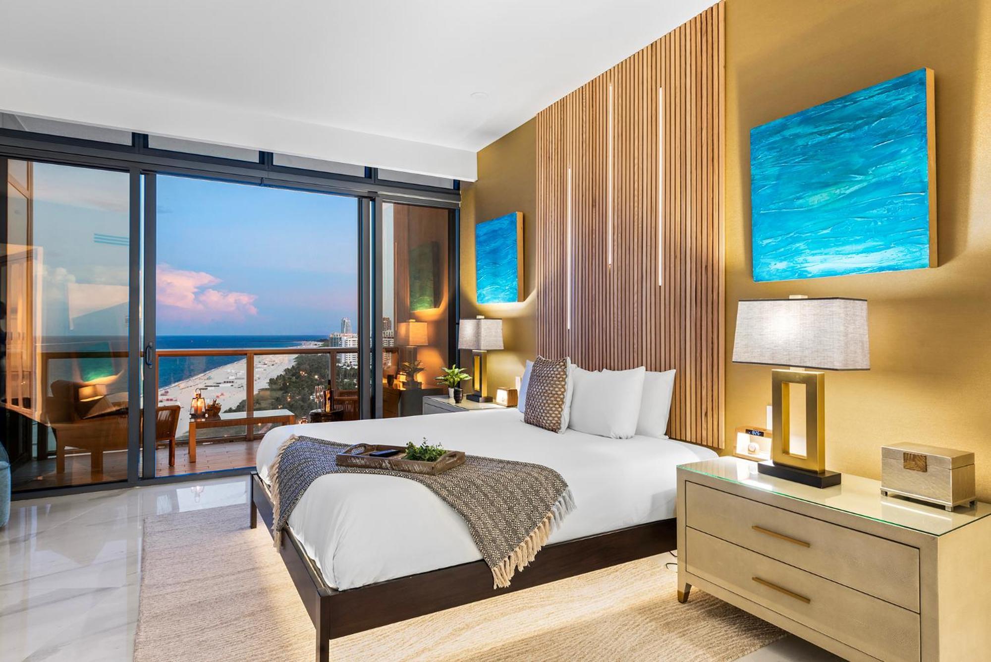 Resort W South